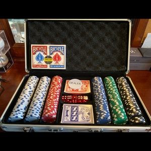 Full Poker Set : 4 deck of cards, dice, and chips